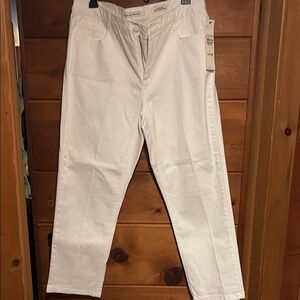 Jones New York White slimming  Ankle Jeans